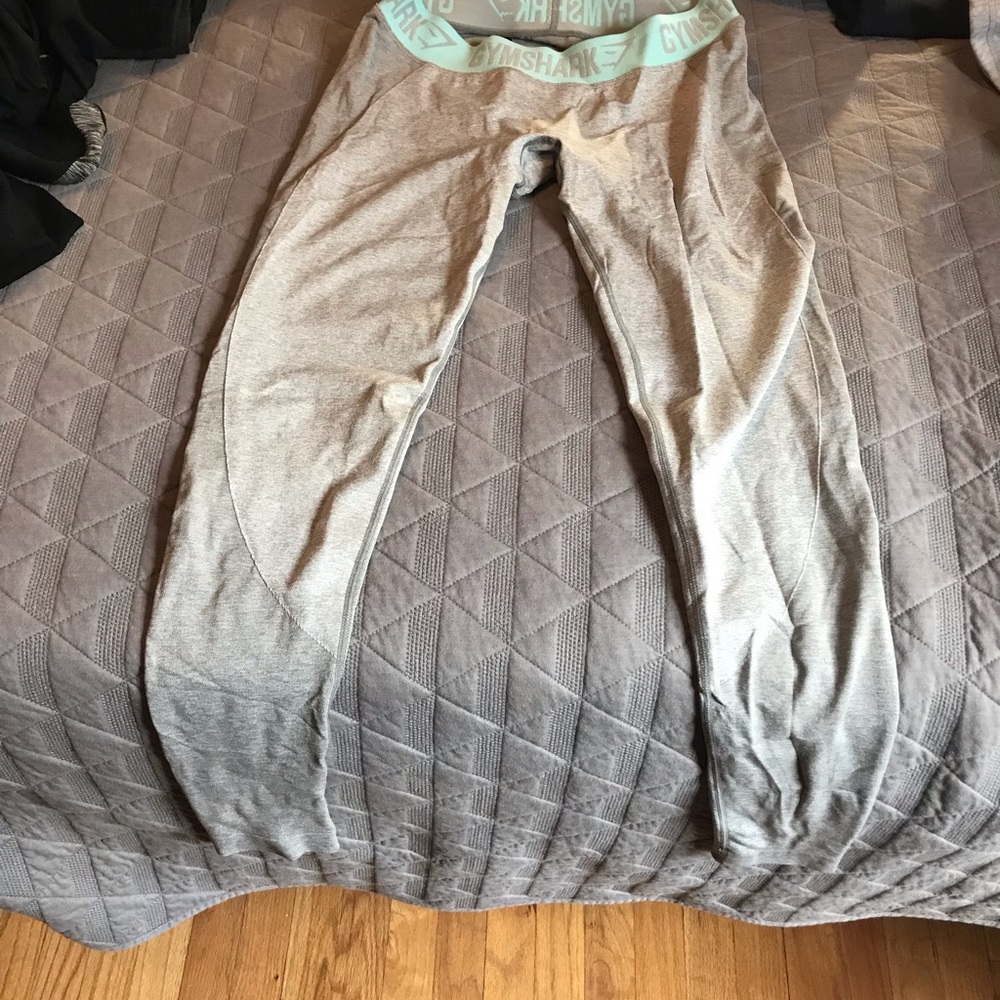 Grey gym shark flex leggings